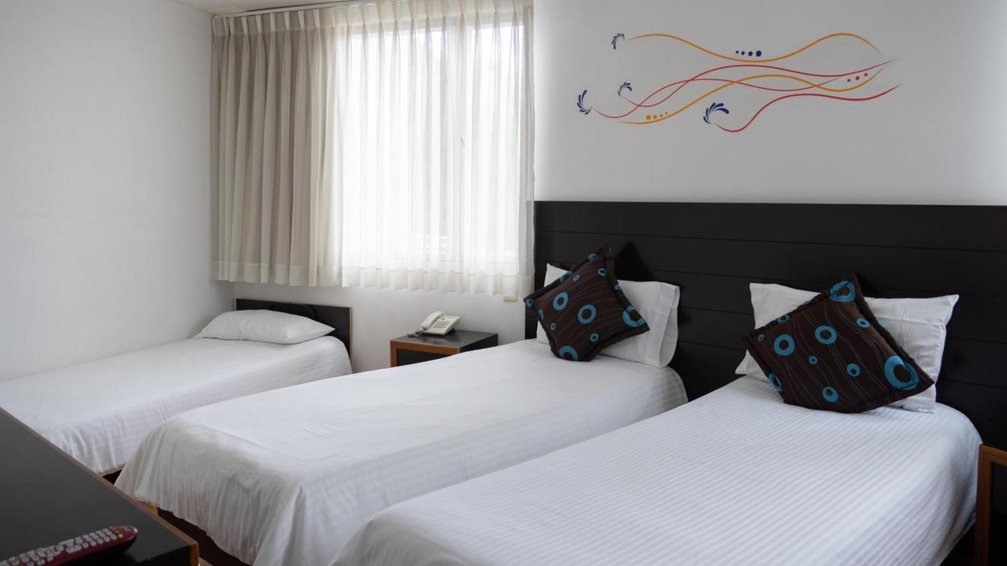 Benidorm Hotel Manizales Kültér fotó